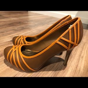 Super cute fergie heels! Sz 7.5